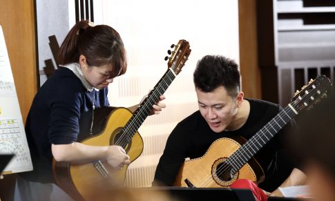 古典吉他要怎麼練習才能有效的進步呢？